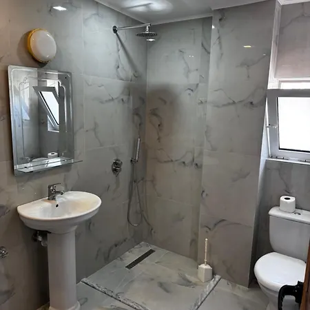 Marimate Apartment Himare